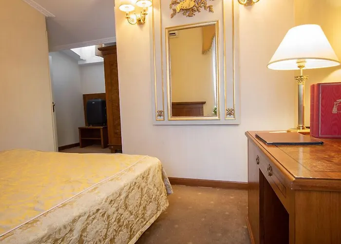 Hosianum Palace Affittacamere 3*