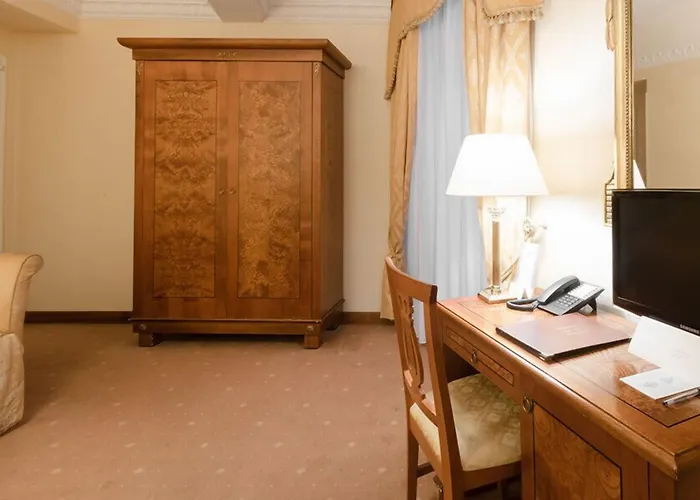 Hosianum Palace Affittacamere 3*