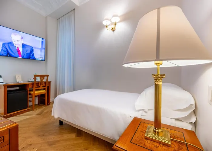 Hosianum Palace 3*