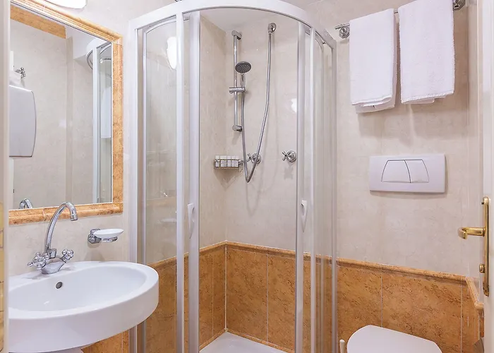 Hosianum Palace 3* Rome